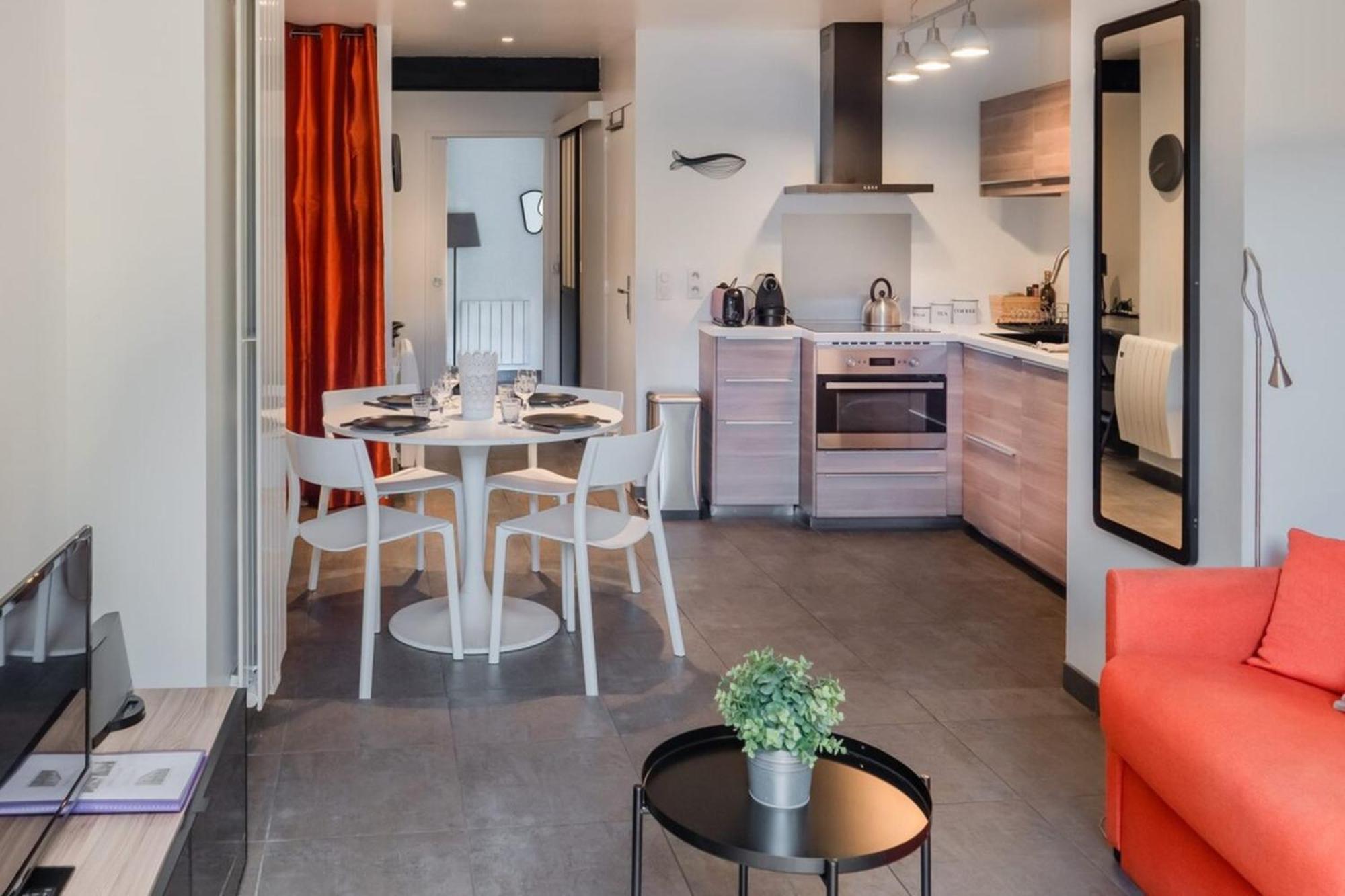 קסטלנאו-לה-לז Le Jardinet - With Office In The City Center! מראה חיצוני תמונה