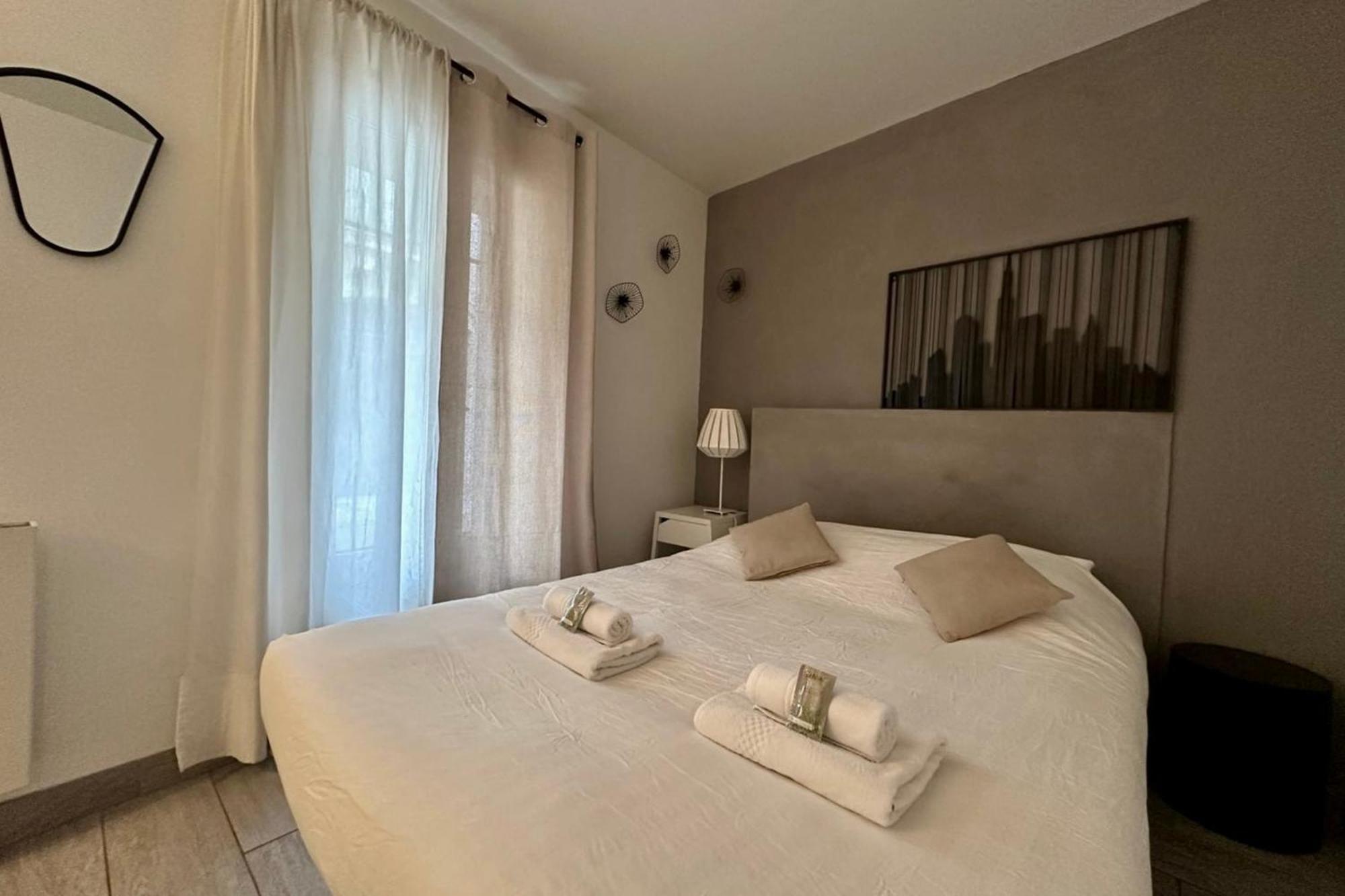 קסטלנאו-לה-לז Le Jardinet - With Office In The City Center! מראה חיצוני תמונה